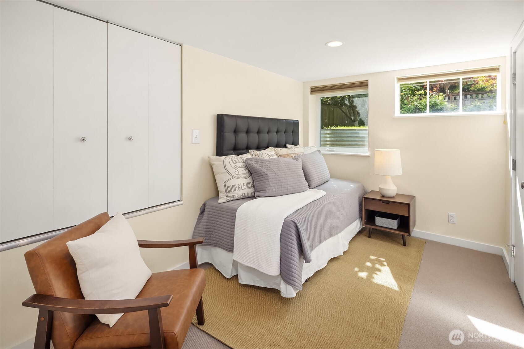 4529 Eastern Avenue North Seattle, WA 98103 - Photo 20 of 26 Gallery Image 20