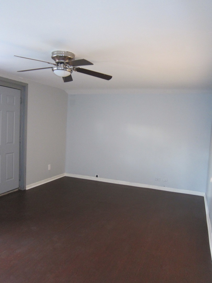 1328 Fairmount Avenue Joliet, IL 60432 - Photo 2 of 23