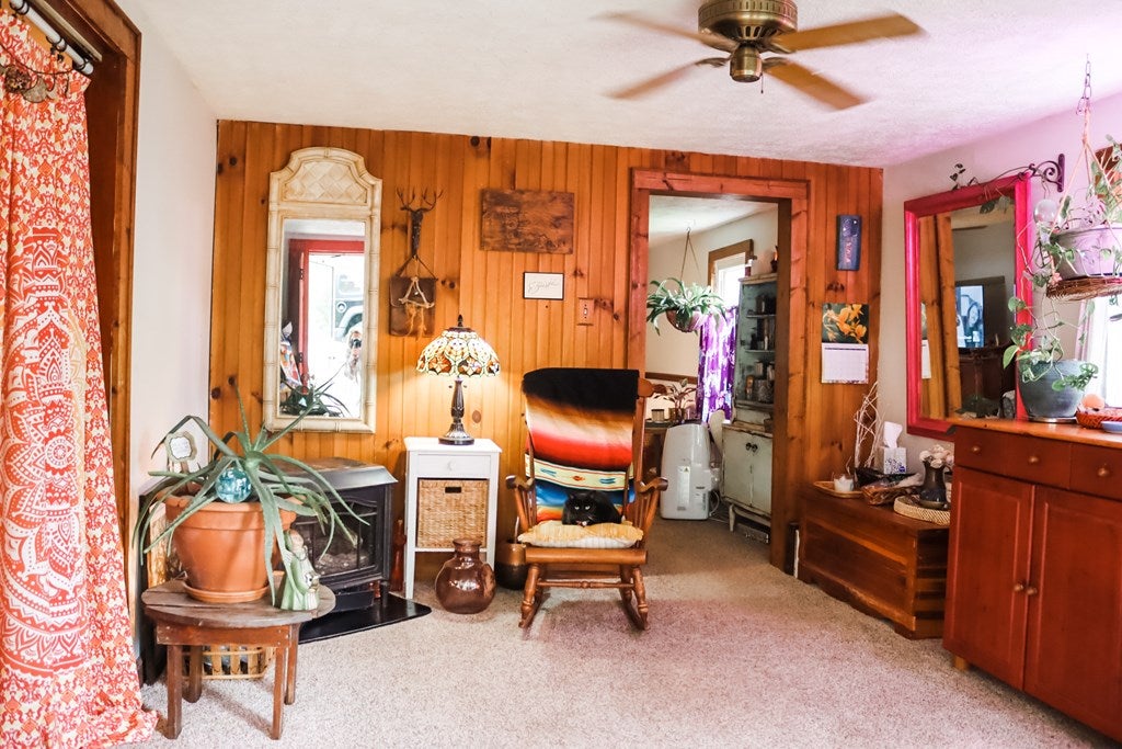 181 Youngs Road Raven, VA 24639 - Photo 2 of 50 Gallery Image 2