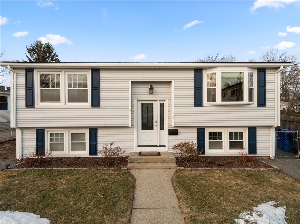 115 Prentice Avenue Pawtucket, RI 02860 - Photo 1 of 17 Gallery Image 1