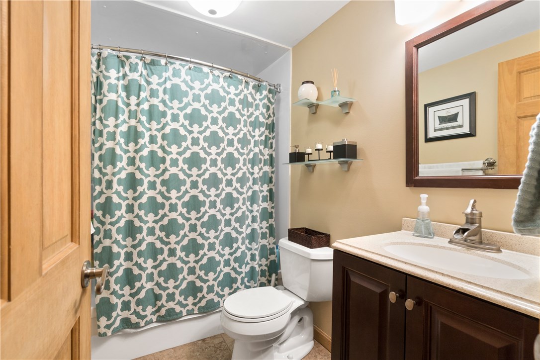 115 Prentice Avenue Pawtucket, RI 02860 - Photo 8 of 17 Gallery Image 8