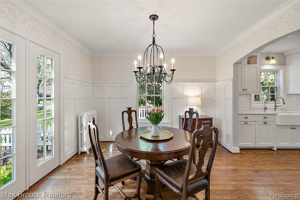 1259 Dorchester Road Birmingham, MI 48009 - Photo 3 of 46 Gallery Image 3