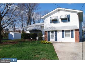839 Ivyland Road Warminster, PA 18974 - Photo 1 of 11 Exterior Front