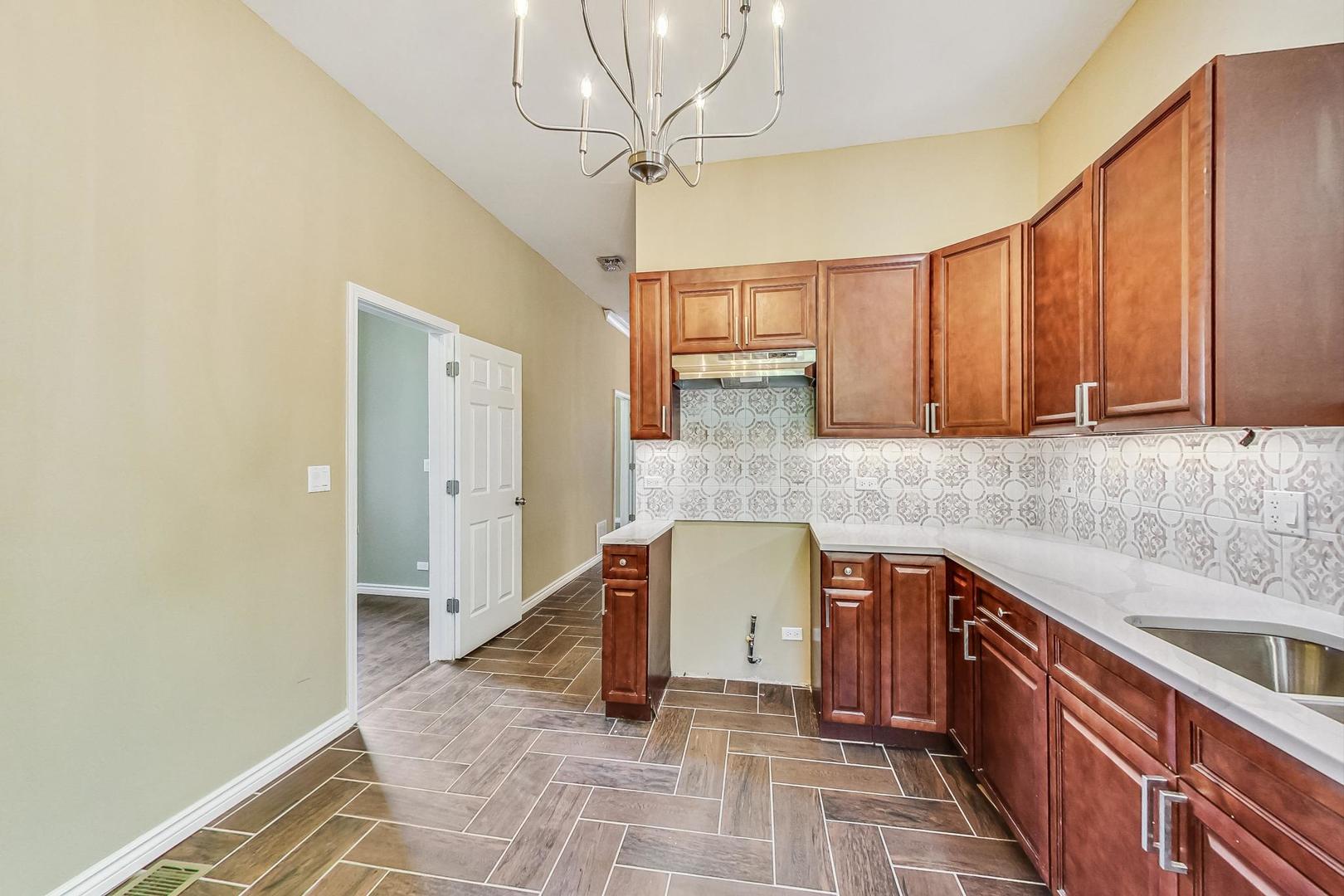 5722 South Racine Avenue Chicago, IL 60636 - Photo 10 of 33 Gallery Image 10