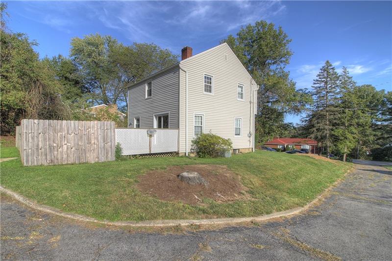 654 Meadow Lane Rochester, PA 15074 - Photo 22 of 25