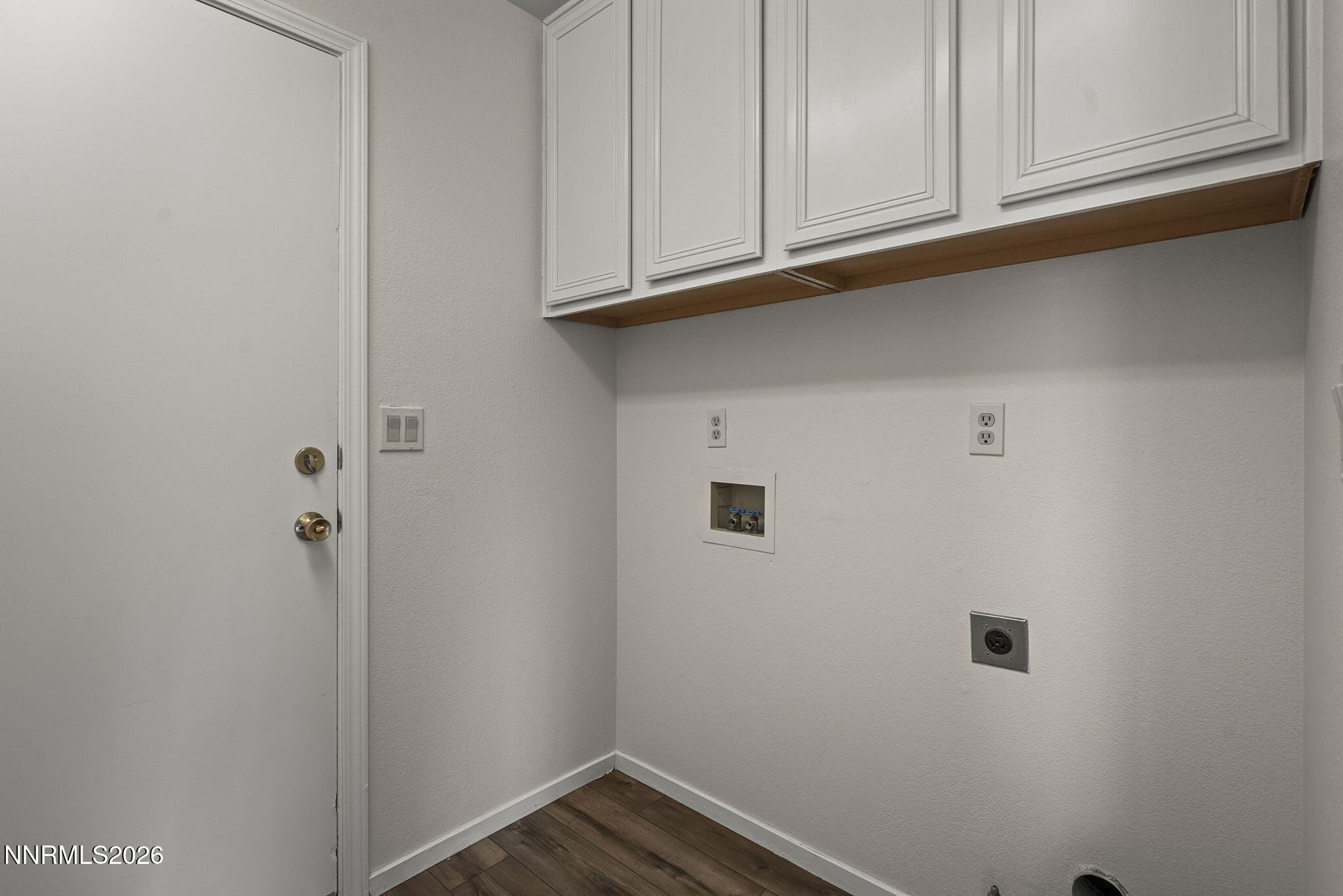 5490 Twin Creeks Drive Reno, NV 89523 - Photo 23 of 27 a view of cabinets