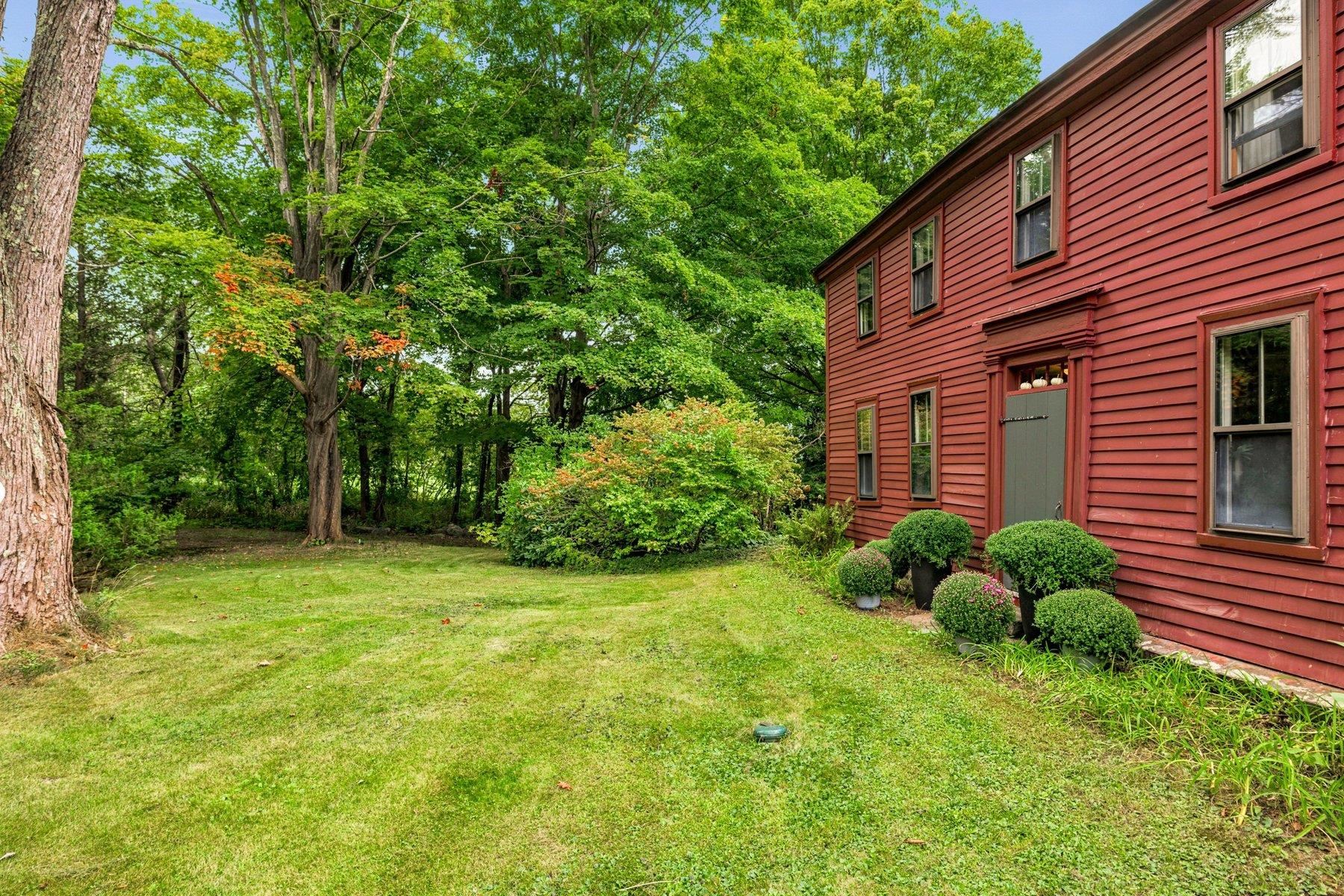 3 Moulton Ridge Road Kensington, NH 03833 - Photo 2 of 51 Gallery Image 2