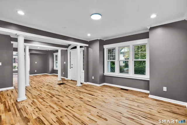 $459,900 | 120 Whitney Street, Hartford, CT 06105