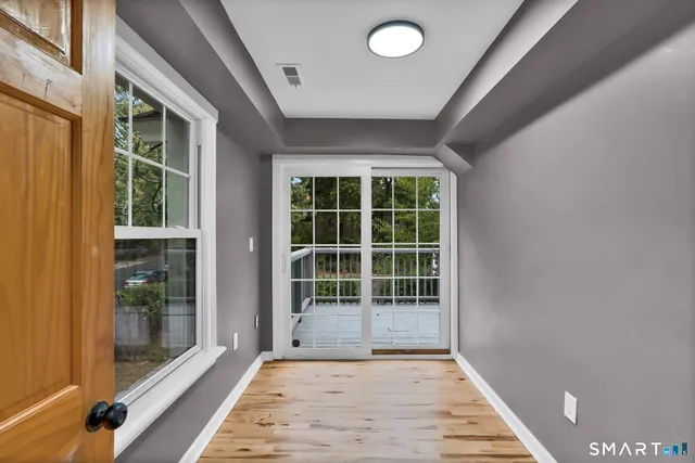 $459,900 | 120 Whitney Street, Hartford, CT 06105