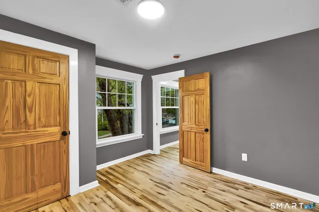 $459,900 | 120 Whitney Street, Hartford, CT 06105