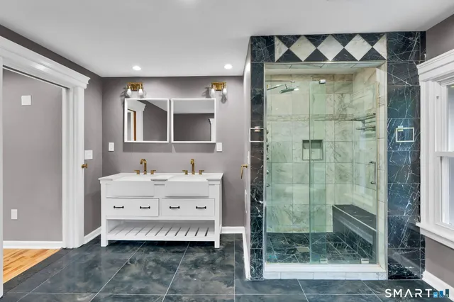 $459,900 | 120 Whitney Street, Hartford, CT 06105