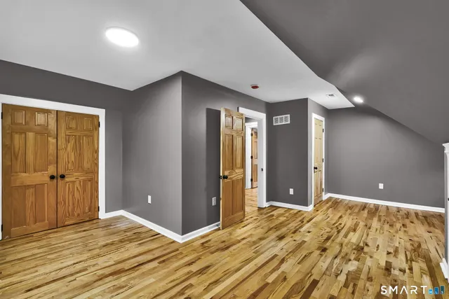 $459,900 | 120 Whitney Street, Hartford, CT 06105