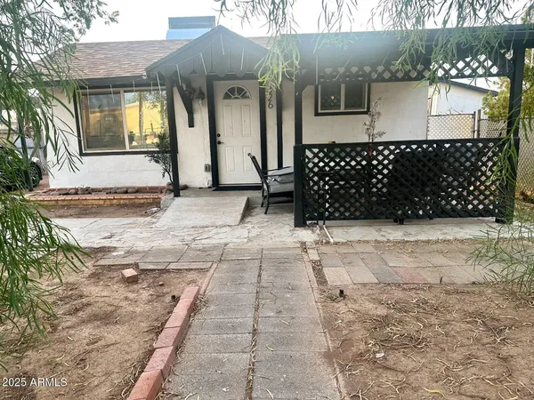 $274,000 | 326 North 39th Drive, Phoenix, AZ 85009
