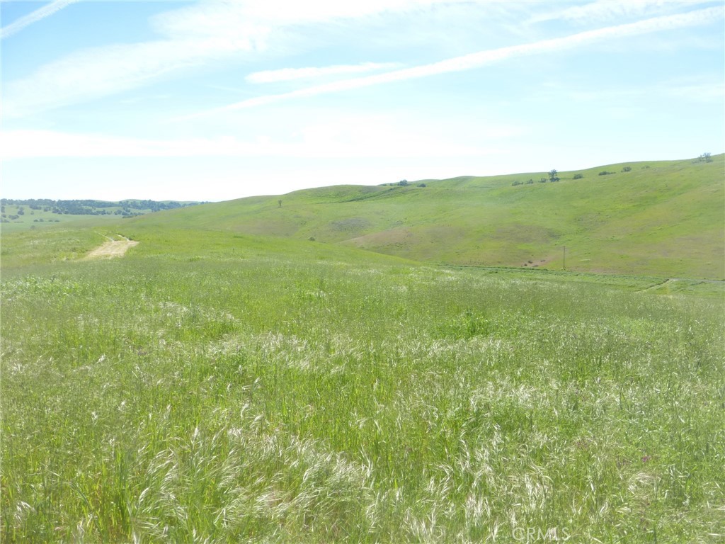 0 Douglas Road San Miguel, CA 93451 - Photo 6 of 42 a view of an ocean from a yard