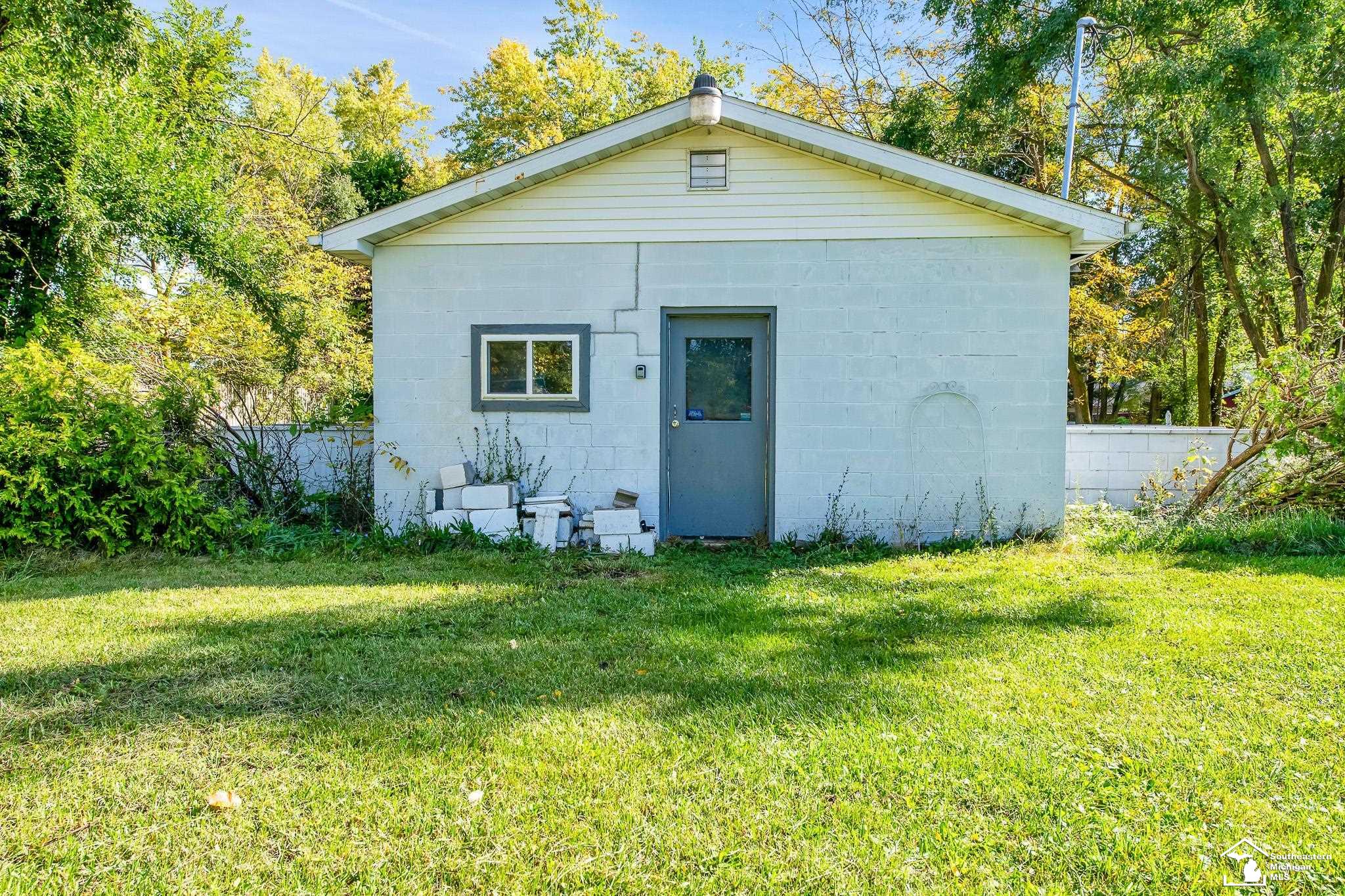 7074 West Cadmus Road Adrian, MI 49221 - Photo 9 of 41 Second Out Building