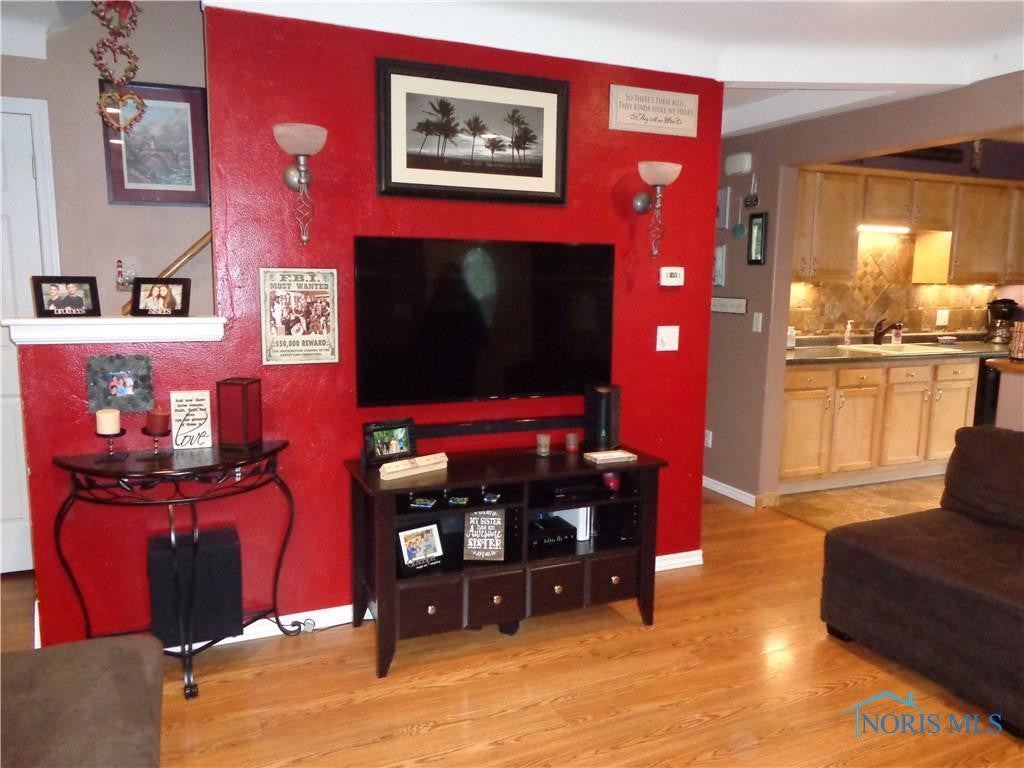 2659 Gracewood Road Toledo, OH 43613 - Photo 4 of 28 Gallery Image 4
