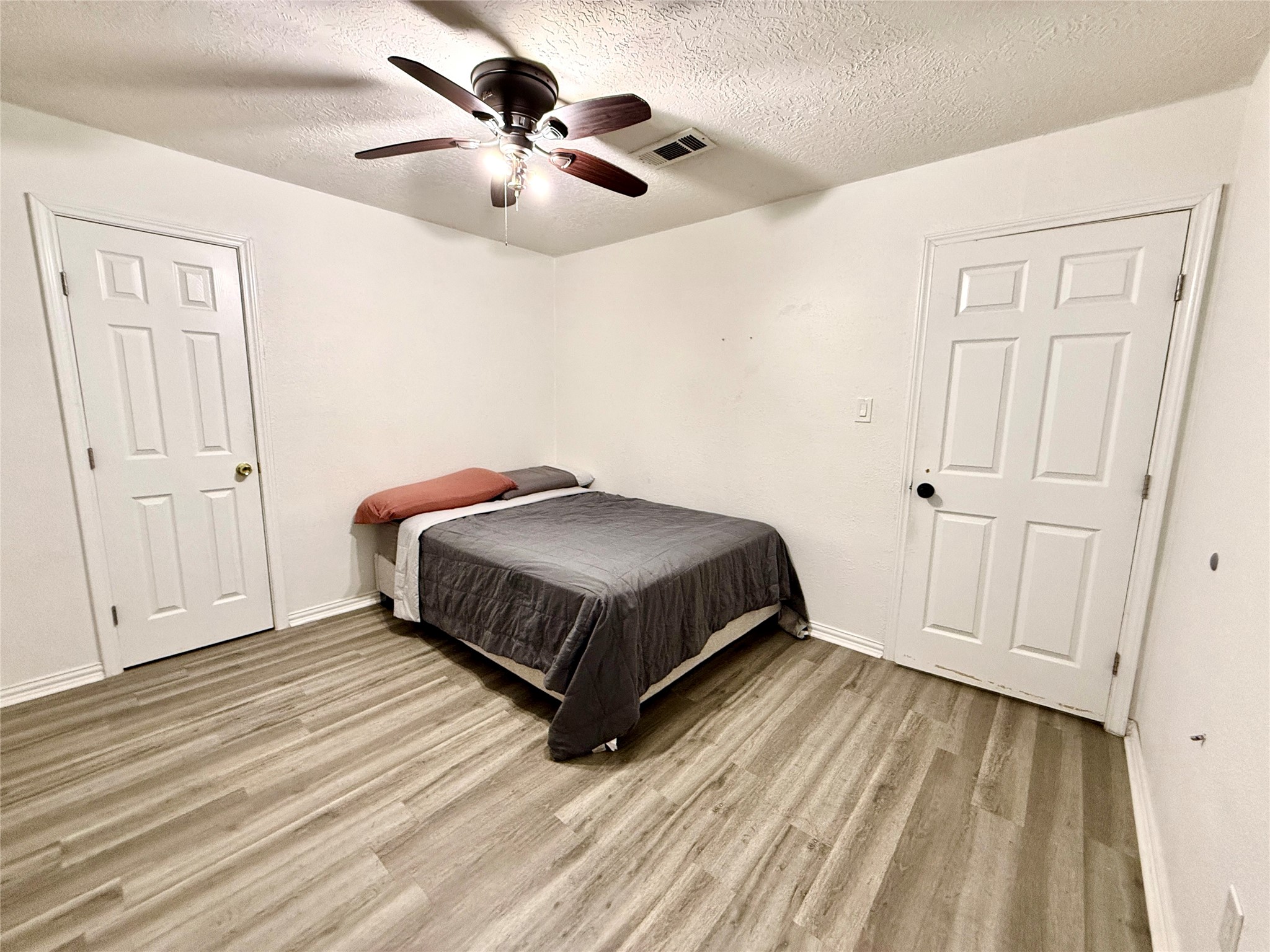 16211 Townes Road Friendswood, TX 77546 - Photo 27 of 31