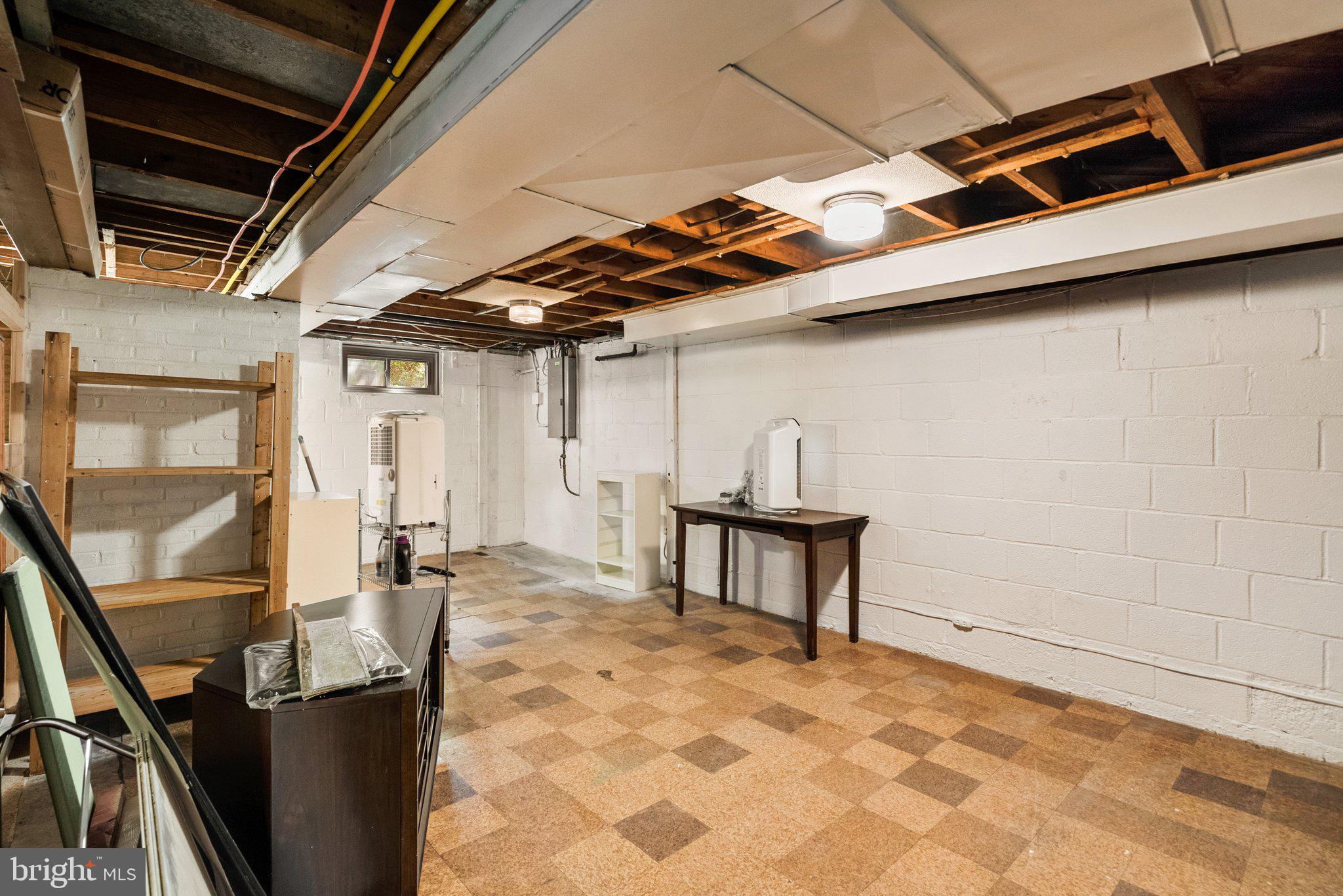 9227 Long Branch Parkway Silver Spring, MD 20901 - Photo 26 of 35