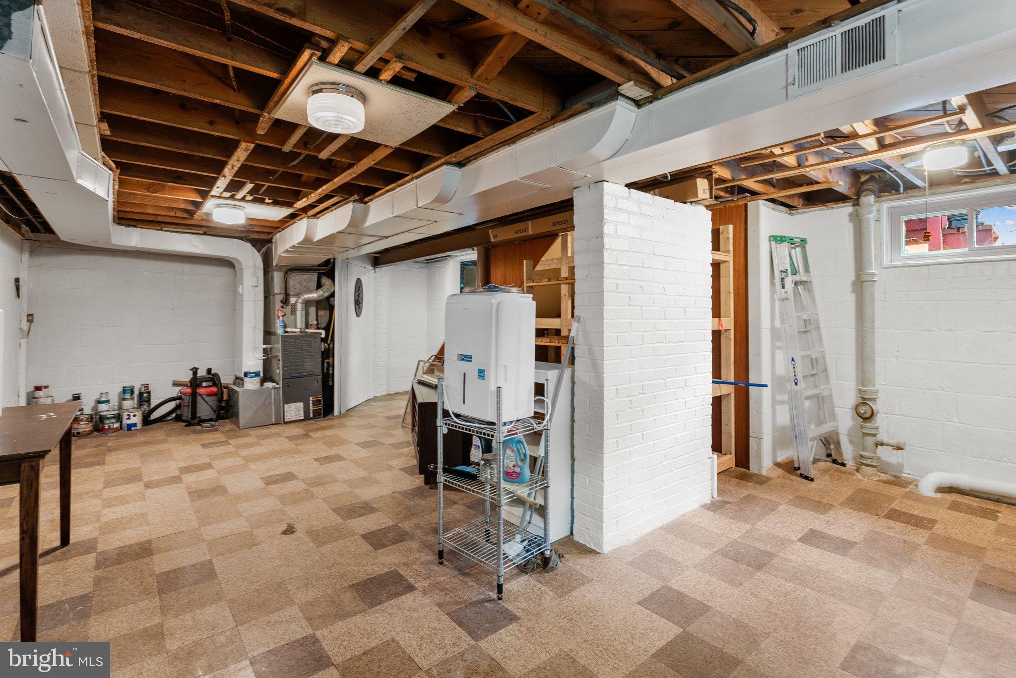 9227 Long Branch Parkway Silver Spring, MD 20901 - Photo 27 of 35