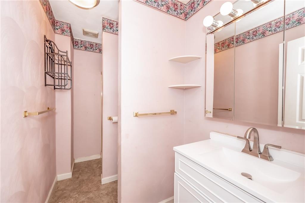 4855 Lucerne Road Indiana, PA 15701 - Photo 17 of 30 Gallery Image 17