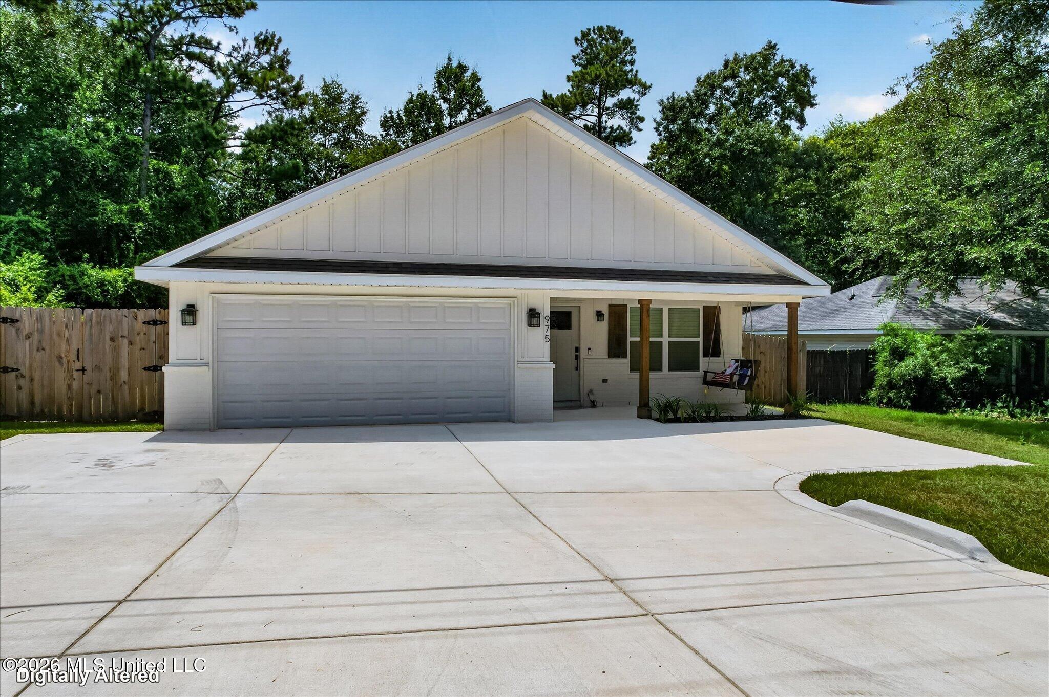 975 Luawai Way Diamondhead, MS 39525 - Photo 5 of 46 04-003