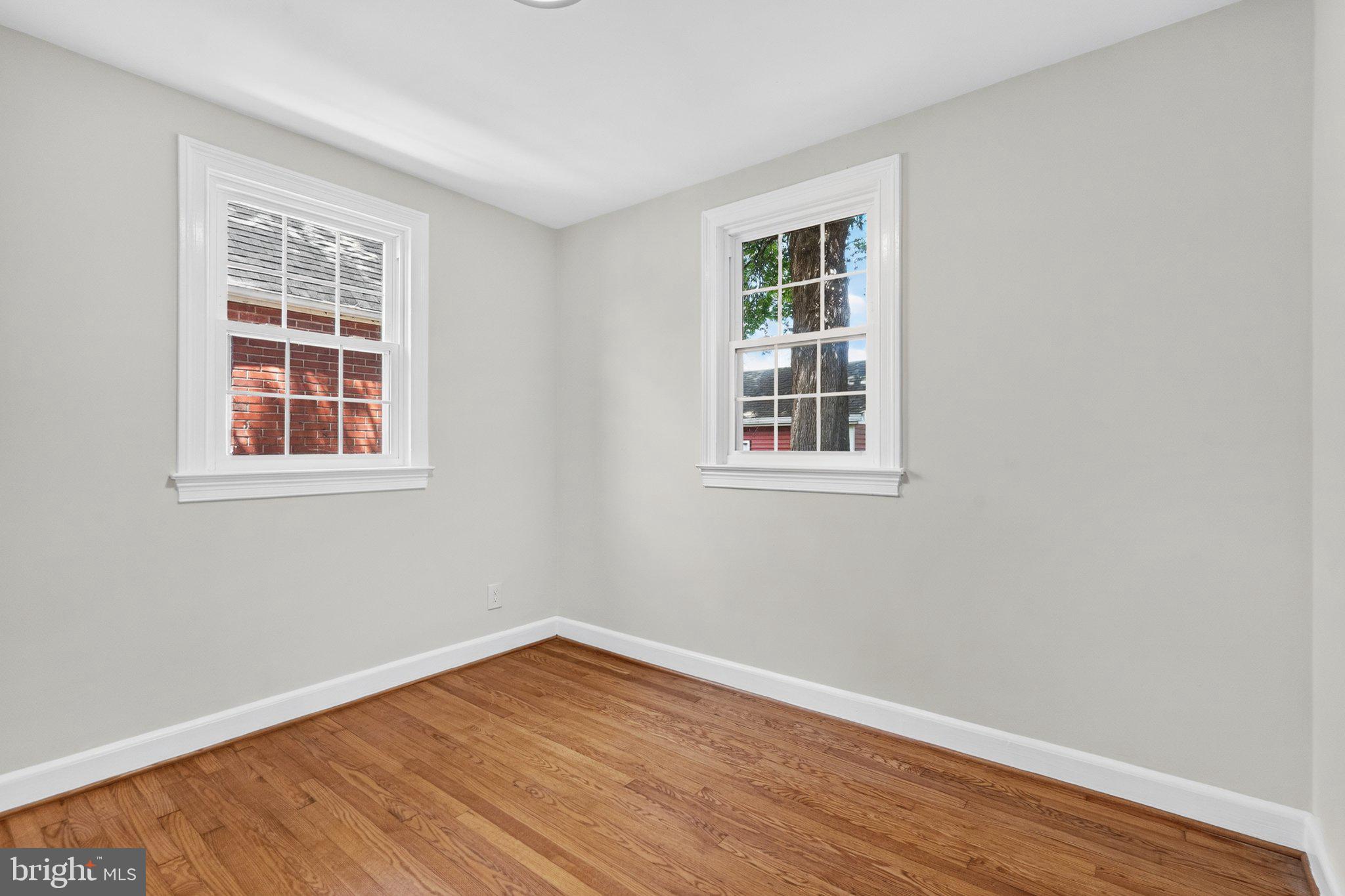 1607 West Braddock Road Alexandria, VA 22302 - Photo 13 of 33 Bedroom 2