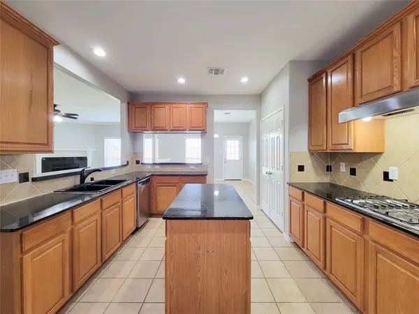 $3,195 | 20710 Mansfield Bay Lane, Richmond, TX 77407