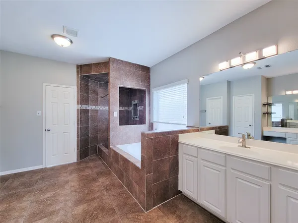 $3,195 | 20710 Mansfield Bay Lane, Richmond, TX 77407