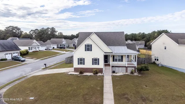 $319,650 | 1000 Ponderosa Place, Jacksonville, NC 28546