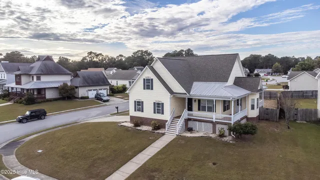 $319,650 | 1000 Ponderosa Place, Jacksonville, NC 28546
