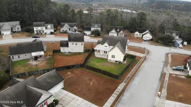 $319,650 | 1000 Ponderosa Place, Jacksonville, NC 28546