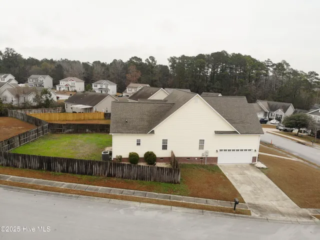 $319,650 | 1000 Ponderosa Place, Jacksonville, NC 28546