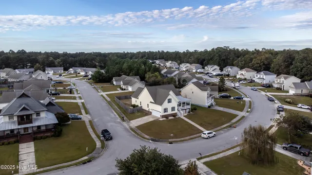 $319,650 | 1000 Ponderosa Place, Jacksonville, NC 28546