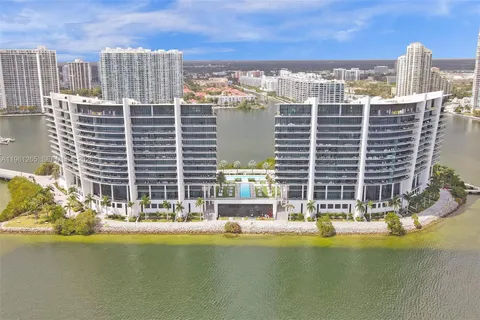 $3,950,000 | 5500 Island Estates Drive, Unit 1105, Aventura, FL 33160