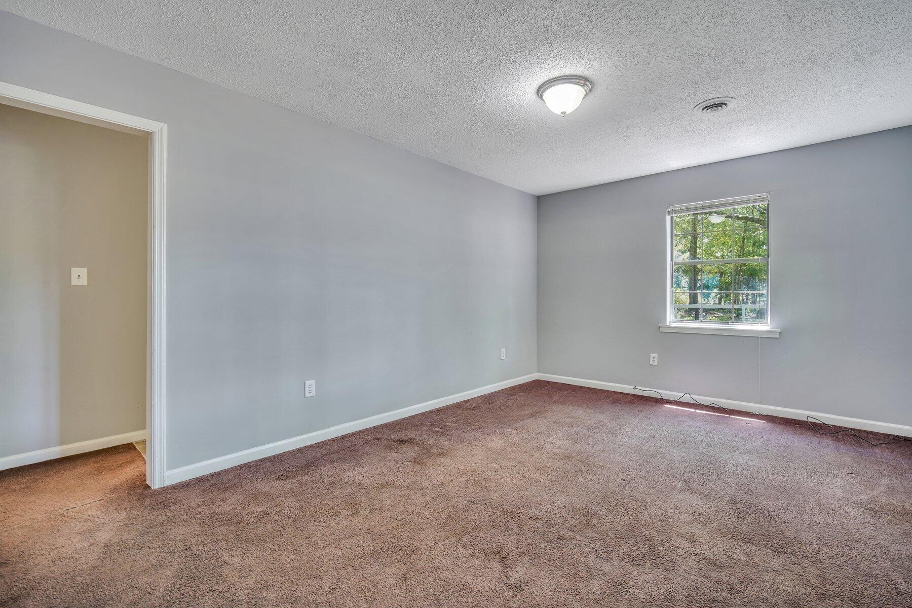 7330 Mizzell Road Hollywood, SC 29449 - Photo 20 of 30 DSC07440.jpg-SMALL
