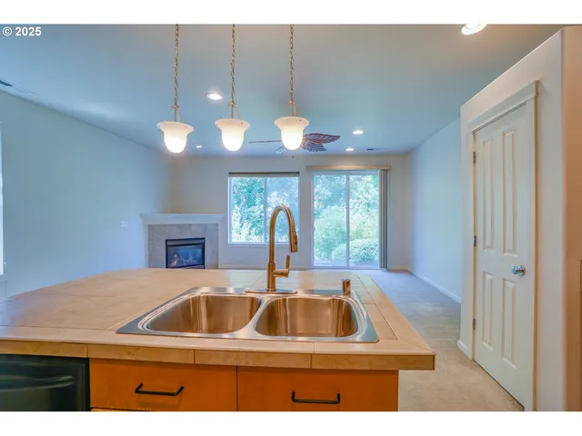 $364,900 | 13912 Northeast 23rd Avenue, Vancouver, WA 98686