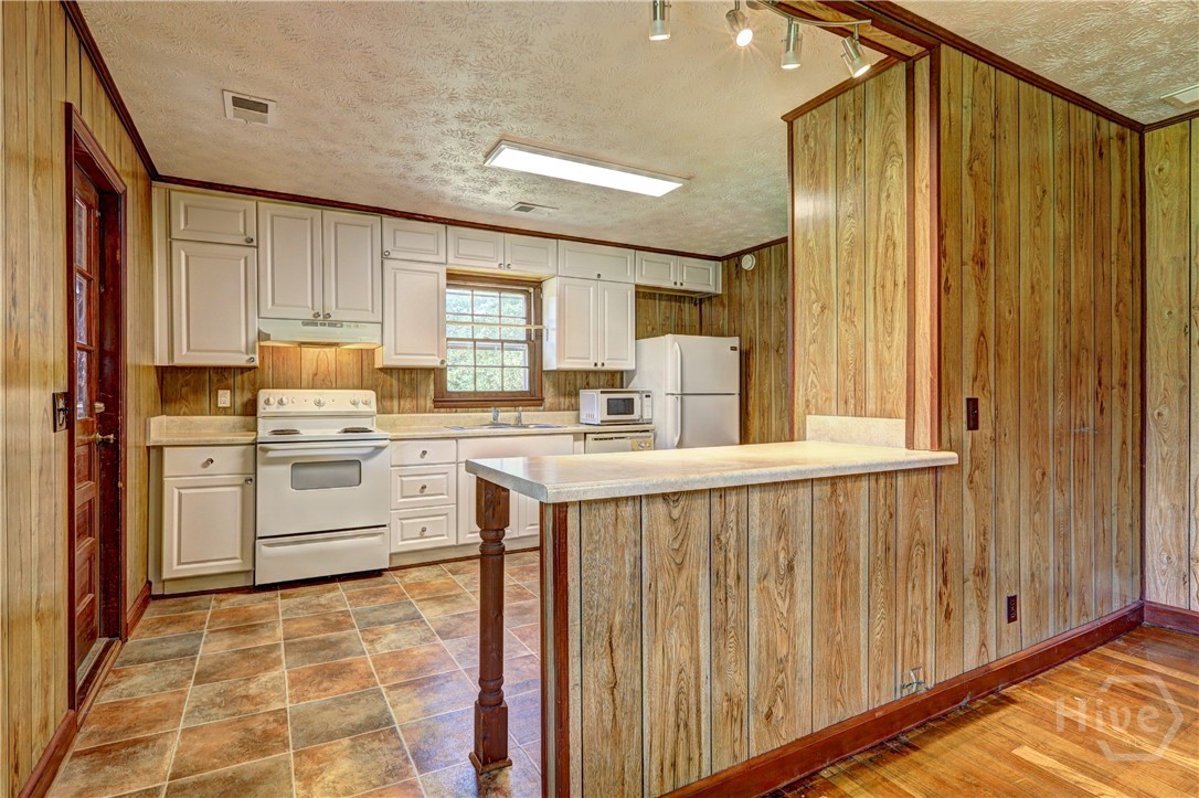 1193 Harmony Church Road Monroe, GA 30655 - Photo 10 of 44