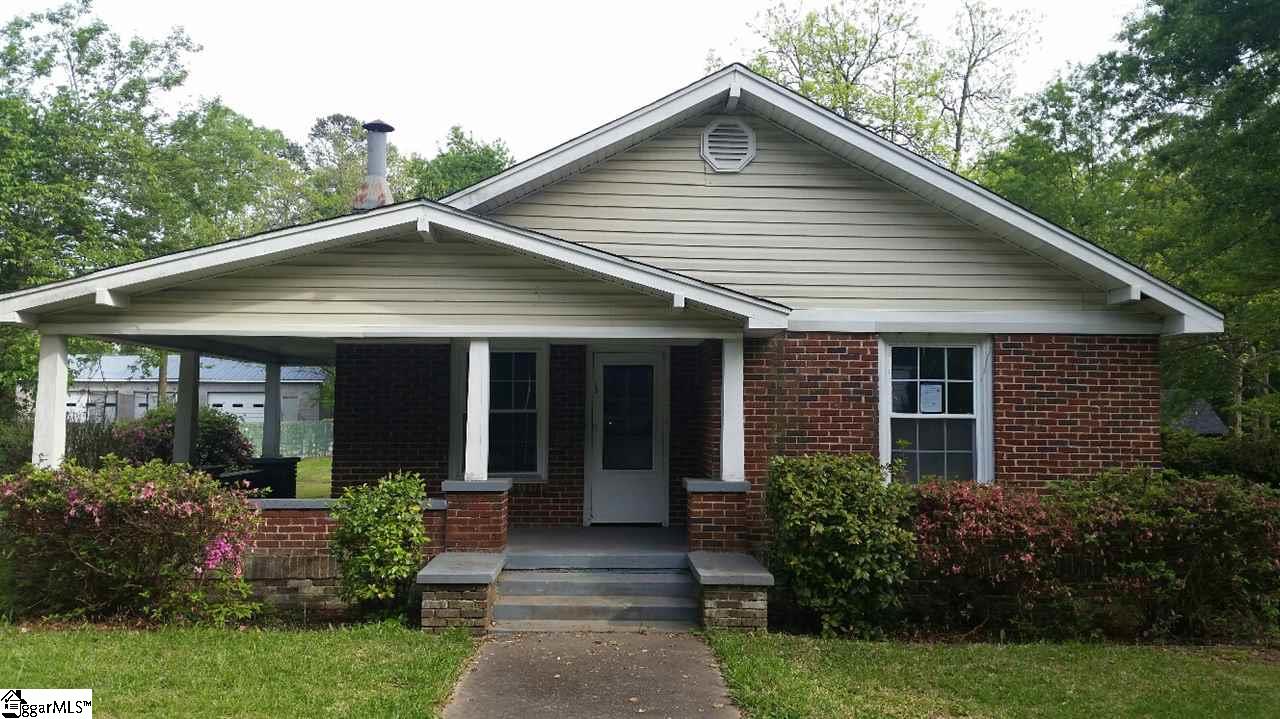 13 West Marion Road Greenville, SC 29617 - Photo 1 of 13 Gallery Image 1