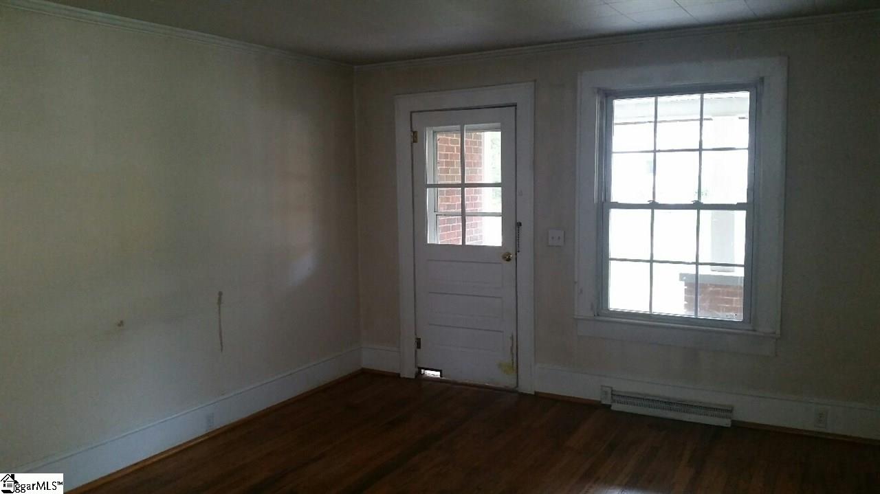 13 West Marion Road Greenville, SC 29617 - Photo 5 of 13 Gallery Image 5
