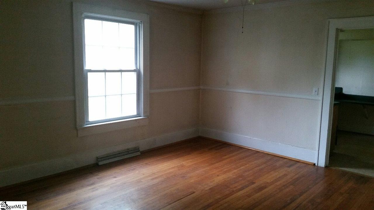 13 West Marion Road Greenville, SC 29617 - Photo 6 of 13 Gallery Image 6
