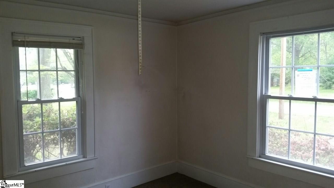 13 West Marion Road Greenville, SC 29617 - Photo 8 of 13 Gallery Image 8
