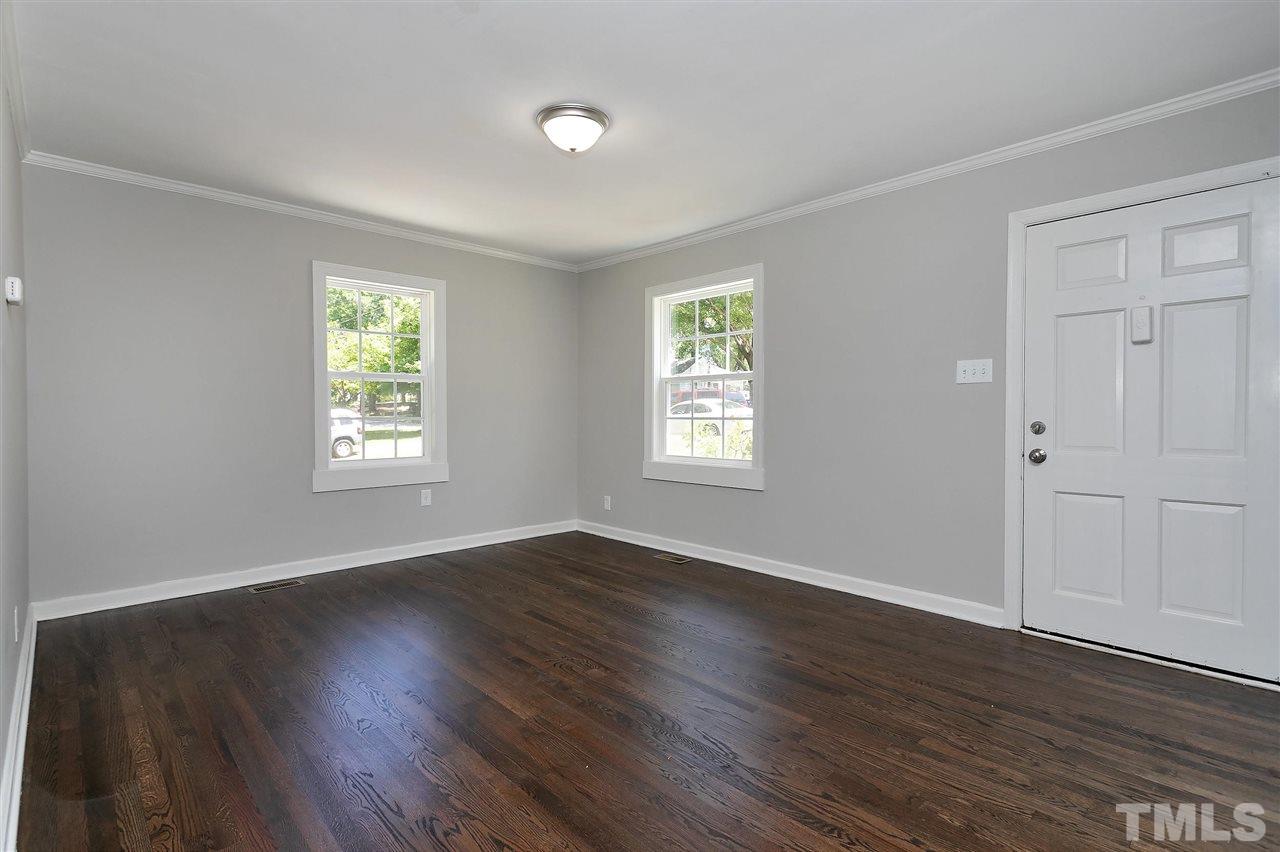 122 Plainview Avenue Raleigh, NC 27604 - Photo 3 of 21