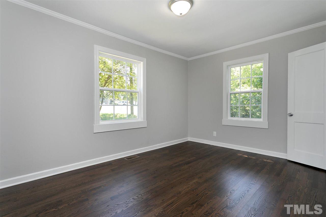 122 Plainview Avenue Raleigh, NC 27604 - Photo 10 of 21