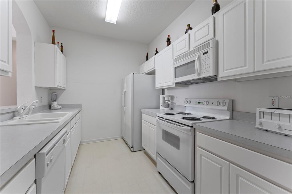 1212 South Hiawassee Road, Unit 525 Orlando, FL 32835 - Photo 19 of 40