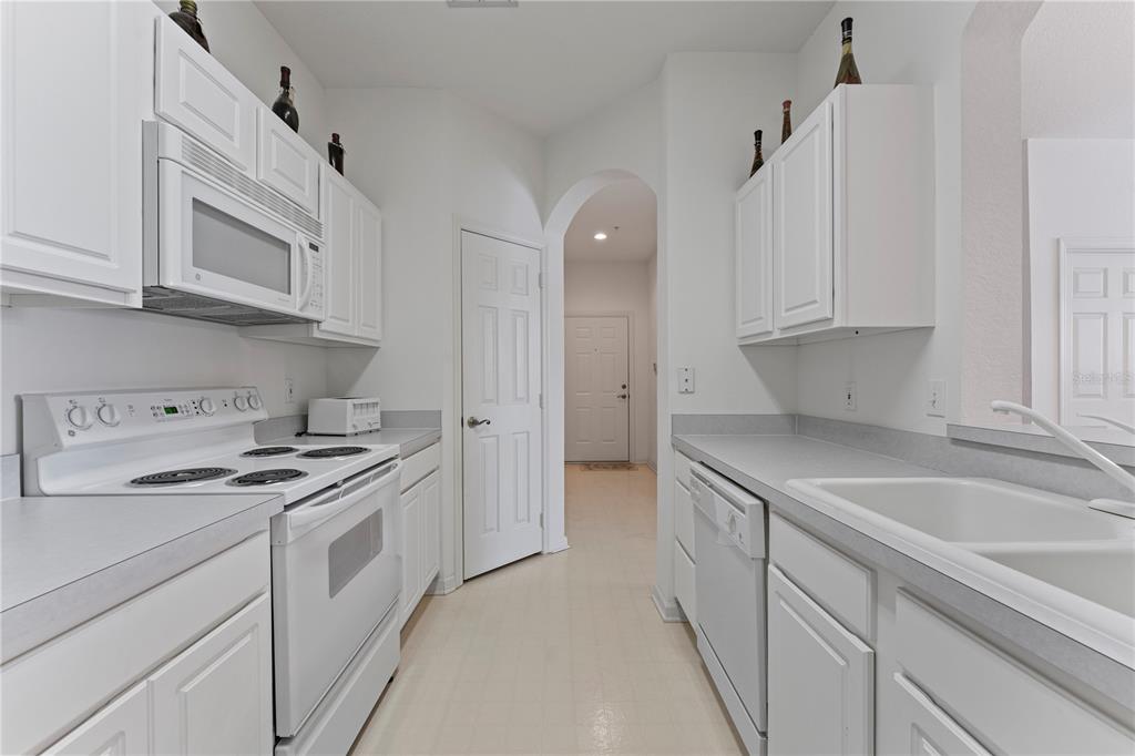 1212 South Hiawassee Road, Unit 525 Orlando, FL 32835 - Photo 20 of 40