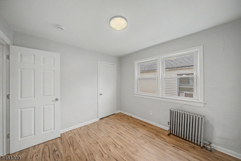 1019 Rivington Street Roselle, NJ 07203 - Photo 9 of 28 Gallery Image 9