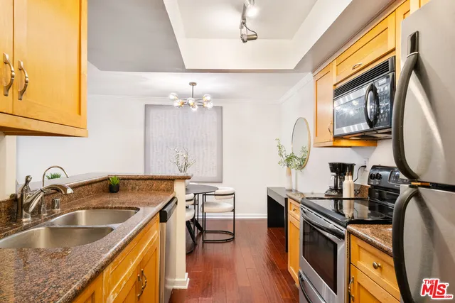 $695,000 | 1745 Camino Palmero Street, Unit 104, Los Angeles, CA 90046