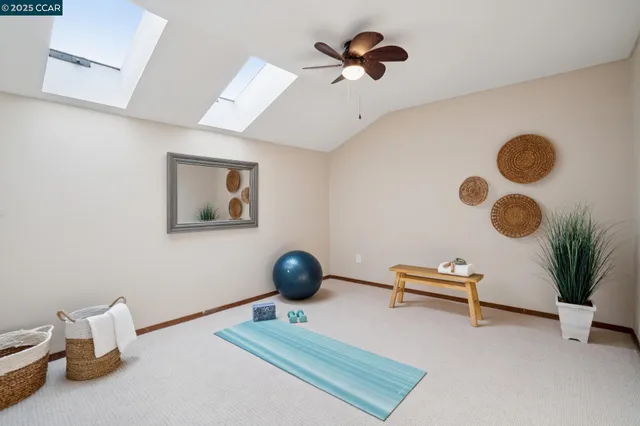 $1,295,000 | 21 Vía Barcelona, Moraga, CA 94556