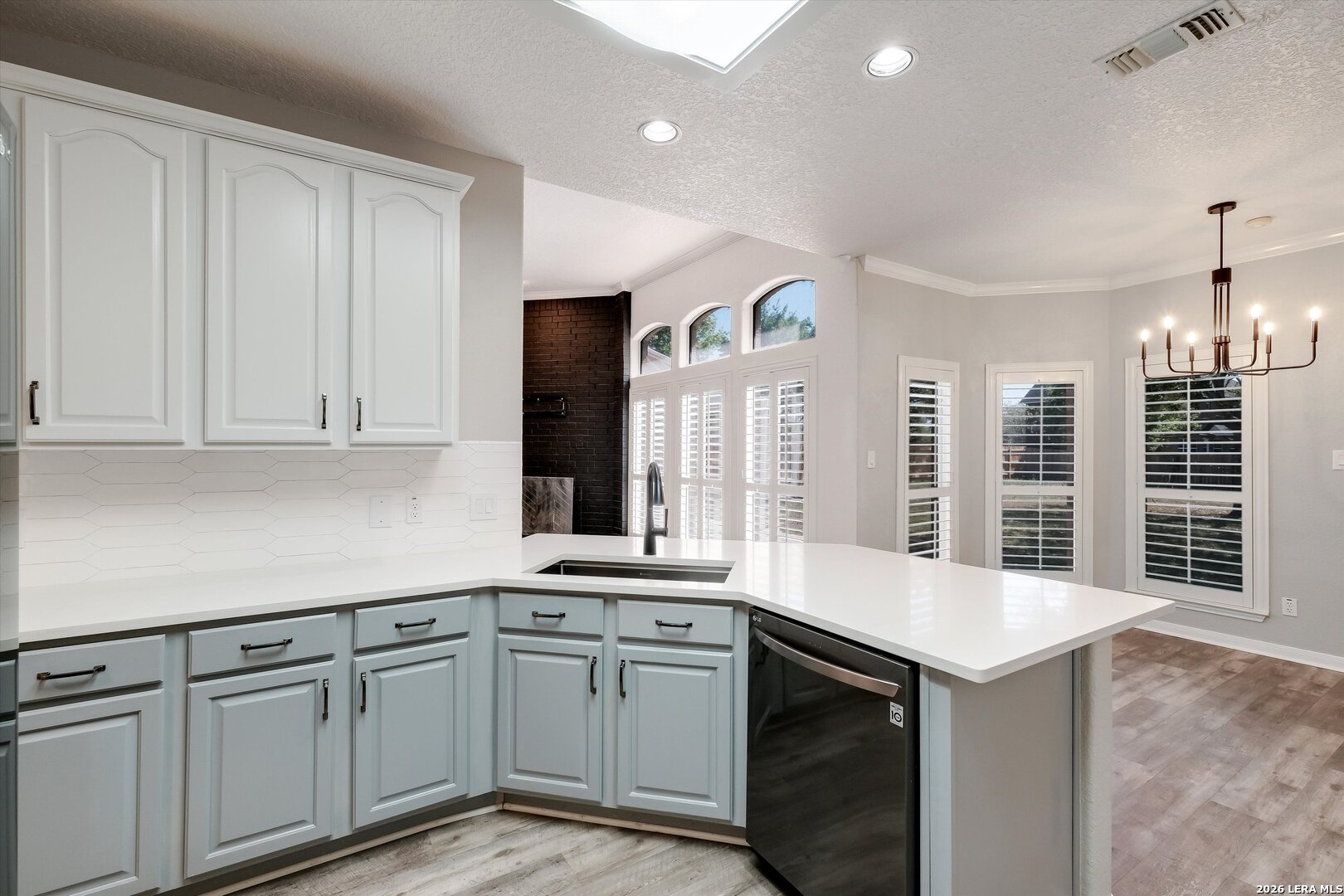 218 Ranch Estates Boulevard New Braunfels, TX 78130 - Photo 14 of 29