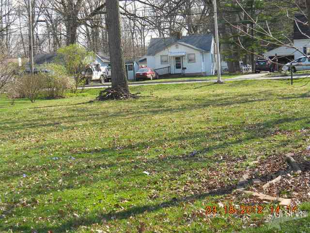1902 Lower Huntington Road Fort Wayne, IN 46819 - Photo 9 of 11